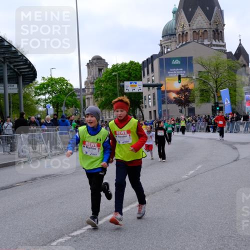 25.04.2026 - Das Zehntel Tim E. http://msf.ph/oto/9571164 25.04.2026 09:05:24 Ziel 1414, 1418, 1811, 1821, 2113, 2115, 2141, 2144, 2297, 2368, 2832, 2918, 2935, 2936, 3133, 3148, 3922, 3923 meine-sportfotos.de