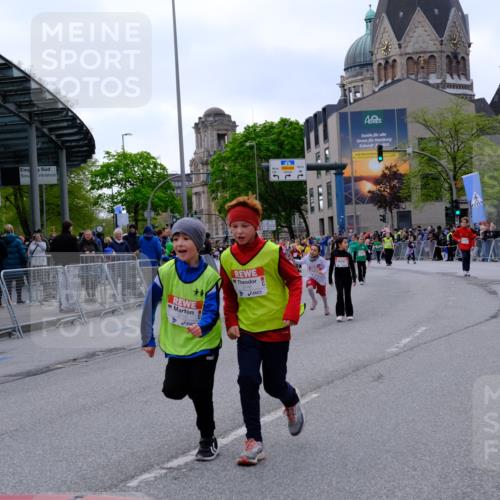 25.04.2026 - Das Zehntel Tim E. http://msf.ph/oto/9571165 25.04.2026 09:05:25 Ziel 1414, 1418, 1811, 1821, 2113, 2115, 2141, 2144, 2297, 2368, 2832, 2935, 3133, 3148 meine-sportfotos.de