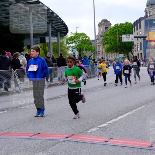 25.04.2026 - Das Zehntel Tim E. http://msf.ph/oto/9571201 25.04.2026 09:05:42 Ziel 1118, 1128, 1130, 1659, 1939, 1949, 1952, 2357, 2372, 2555, 2626, 2687, 3240, 3620, 3750, 3780, 3782 meine-sportfotos.de