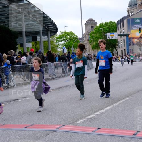 25.04.2026 - Das Zehntel Tim E. http://msf.ph/oto/9571231 25.04.2026 09:05:48 Ziel 1118, 1128, 1130, 1227, 1235, 1659, 1939, 1949, 2054, 2060, 2177, 2483, 2626, 2687, 2924, 2930, 3240, 3771, 3781 meine-sportfotos.de