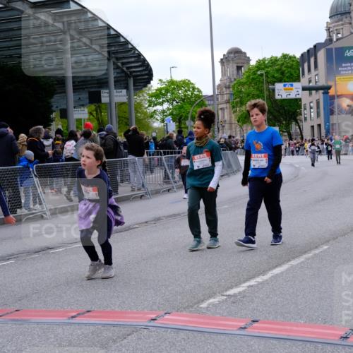 25.04.2026 - Das Zehntel Tim E. http://msf.ph/oto/9571232 25.04.2026 09:05:48 Ziel 1118, 1128, 1130, 1227, 1235, 1659, 1939, 1949, 2054, 2060, 2177, 2483, 2626, 2687, 2924, 2930, 3240, 3771, 3781 meine-sportfotos.de