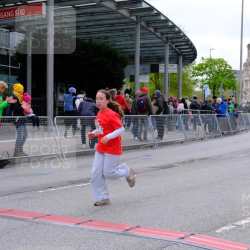 25.04.2026 - Das Zehntel Tim E. http://msf.ph/oto/9571251 25.04.2026 09:05:55 Ziel 1227, 1235, 1616, 1973, 2054, 2060, 2177, 2483, 2677, 2924, 2930, 3771, 3781 meine-sportfotos.de