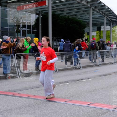 25.04.2026 - Das Zehntel Tim E. http://msf.ph/oto/9571255 25.04.2026 09:05:55 Ziel 1227, 1235, 1616, 1973, 2054, 2060, 2177, 2483, 2677, 2924, 2930, 3771, 3781 meine-sportfotos.de