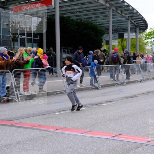 25.04.2026 - Das Zehntel Tim E. http://msf.ph/oto/9571257 25.04.2026 09:05:57 Ziel 1616, 1973, 2054, 2060, 2677, 2924, 2930, 3753, 3771, 3779, 3781 meine-sportfotos.de