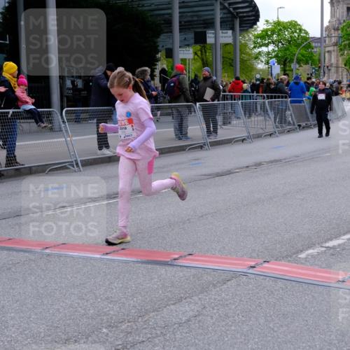 25.04.2026 - Das Zehntel Tim E. http://msf.ph/oto/9571276 25.04.2026 09:06:04 Ziel 1524, 1616, 1973, 2180, 2202, 2973, 2985, 3732, 3735, 3742, 3753, 3779 meine-sportfotos.de