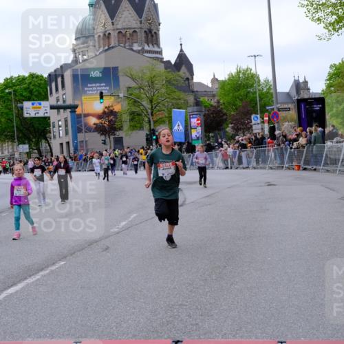 25.04.2026 - Das Zehntel Tim E. http://msf.ph/oto/9571292 25.04.2026 09:06:11 Ziel 1321, 1524, 2180, 2202, 2614, 2973, 2985, 3732, 3735, 3742, 3864, 3934, 3935 meine-sportfotos.de
