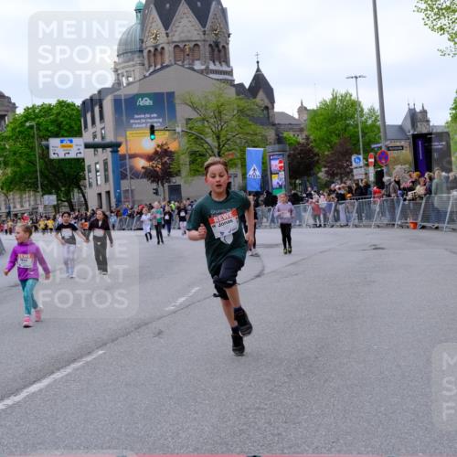 25.04.2026 - Das Zehntel Tim E. http://msf.ph/oto/9571296 25.04.2026 09:06:11 Ziel 1321, 1524, 2180, 2202, 2614, 2973, 2985, 3732, 3735, 3742, 3864, 3934, 3935 meine-sportfotos.de