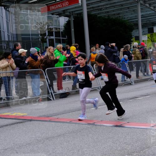25.04.2026 - Das Zehntel Tim E. http://msf.ph/oto/9571314 25.04.2026 09:06:17 Ziel 1079, 1095, 1321, 1375, 1498, 1800, 2614, 3791, 3864, 3877, 3934, 3935, 3953 meine-sportfotos.de