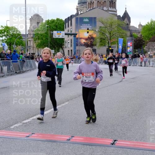 25.04.2026 - Das Zehntel Tim E. http://msf.ph/oto/9571320 25.04.2026 09:06:19 Ziel 1079, 1095, 1321, 1375, 1498, 1800, 2614, 3785, 3791, 3864, 3877, 3934, 3935, 3953 meine-sportfotos.de