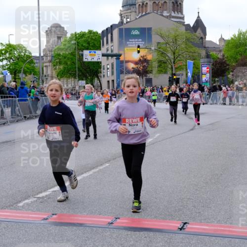 25.04.2026 - Das Zehntel Tim E. http://msf.ph/oto/9571322 25.04.2026 09:06:19 Ziel 1079, 1095, 1321, 1375, 1498, 1800, 2614, 3785, 3791, 3864, 3877, 3934, 3935, 3953 meine-sportfotos.de