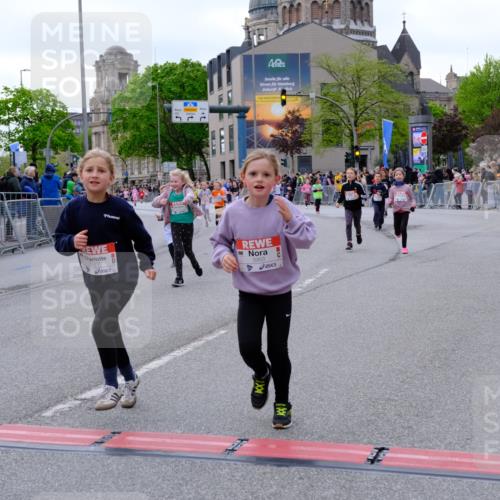 25.04.2026 - Das Zehntel Tim E. http://msf.ph/oto/9571323 25.04.2026 09:06:19 Ziel 1079, 1095, 1321, 1375, 1498, 1800, 2614, 3785, 3791, 3864, 3877, 3934, 3935, 3953 meine-sportfotos.de