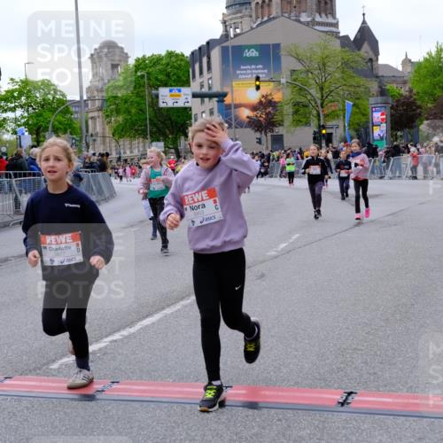 25.04.2026 - Das Zehntel Tim E. http://msf.ph/oto/9571325 25.04.2026 09:06:19 Ziel 1079, 1095, 1321, 1375, 1498, 1800, 2614, 3785, 3791, 3864, 3877, 3934, 3935, 3953 meine-sportfotos.de