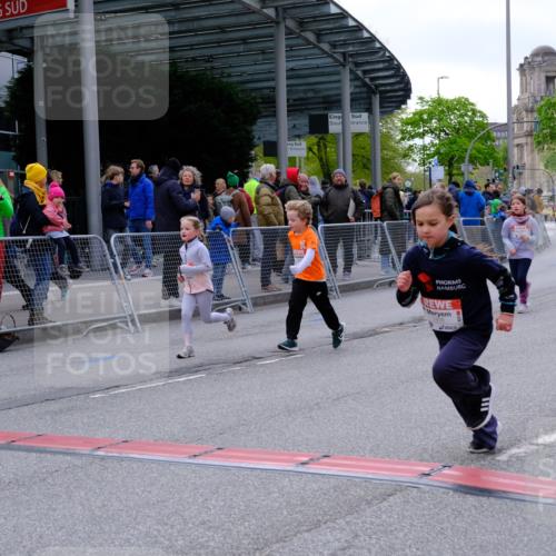 25.04.2026 - Das Zehntel Tim E. http://msf.ph/oto/9571343 25.04.2026 09:06:26 Ziel 1375, 1498, 1800, 1806, 2913, 3785, 3791, 3877, 3889, 3908, 3953 meine-sportfotos.de