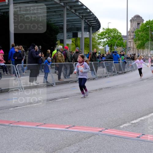 25.04.2026 - Das Zehntel Tim E. http://msf.ph/oto/9571350 25.04.2026 09:06:27 Ziel 1375, 1498, 1806, 2913, 3785, 3791, 3889, 3908 meine-sportfotos.de
