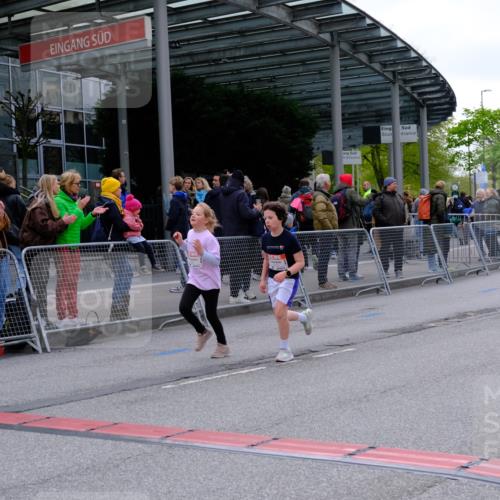 25.04.2026 - Das Zehntel Tim E. http://msf.ph/oto/9571358 25.04.2026 09:06:32 Ziel 1243, 1245, 1258, 1806, 2272, 2287, 2913, 3889, 3908 meine-sportfotos.de