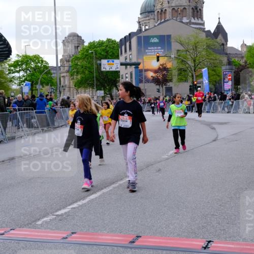 25.04.2026 - Das Zehntel Tim E. http://msf.ph/oto/9571375 25.04.2026 09:06:37 Ziel 1077, 1087, 1243, 1245, 1258, 1272, 1347, 1954, 1976, 1977, 2272, 2287, 2757, 3129, 3761, 3775 meine-sportfotos.de