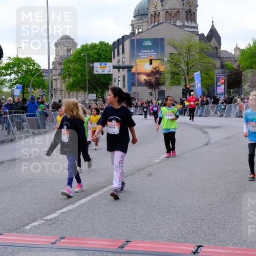25.04.2026 - Das Zehntel Tim E. http://msf.ph/oto/9571376 25.04.2026 09:06:37 Ziel 1077, 1087, 1243, 1245, 1258, 1272, 1347, 1954, 1976, 1977, 2272, 2287, 2757, 3129, 3761, 3775 meine-sportfotos.de
