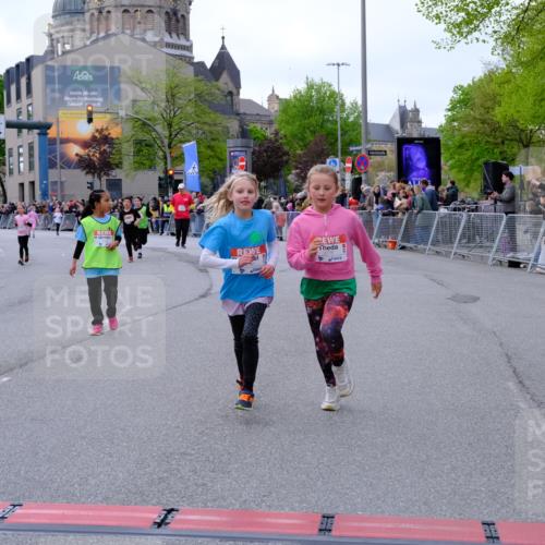 25.04.2026 - Das Zehntel Tim E. http://msf.ph/oto/9571379 25.04.2026 09:06:38 Ziel 1077, 1087, 1243, 1245, 1258, 1272, 1347, 1954, 1976, 1977, 2272, 2287, 2757, 3129, 3761, 3775 meine-sportfotos.de