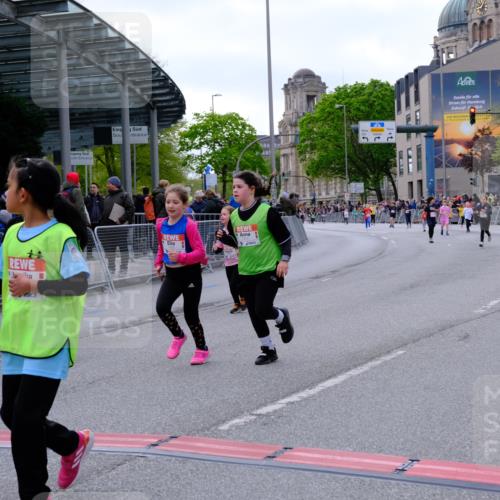 25.04.2026 - Das Zehntel Tim E. http://msf.ph/oto/9571394 25.04.2026 09:06:43 Ziel 1077, 1087, 1243, 1245, 1272, 1347, 1403, 1413, 1442, 1954, 1976, 1977, 2757, 3129, 3761, 3775, 3910 meine-sportfotos.de