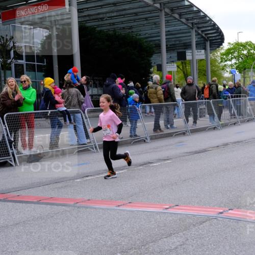 25.04.2026 - Das Zehntel Tim E. http://msf.ph/oto/9571406 25.04.2026 09:06:45 Ziel 1077, 1087, 1272, 1347, 1403, 1413, 1442, 1954, 1976, 1977, 2757, 3129, 3761, 3775, 3910 meine-sportfotos.de