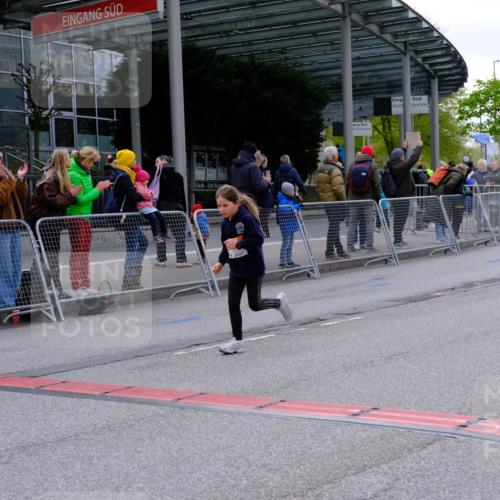 25.04.2026 - Das Zehntel Tim E. http://msf.ph/oto/9571416 25.04.2026 09:06:51 Ziel 1236, 1403, 1413, 1442, 3008, 3910 meine-sportfotos.de