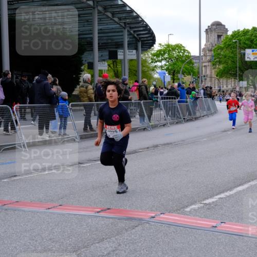 25.04.2026 - Das Zehntel Tim E. http://msf.ph/oto/9571424 25.04.2026 09:06:56 Ziel 1236, 2206, 2558, 2573, 3008, 3684 meine-sportfotos.de