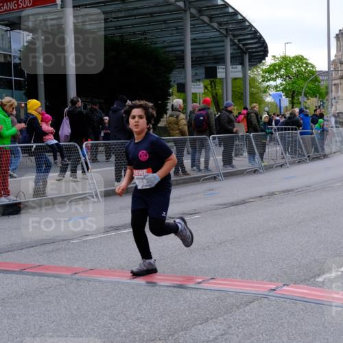 25.04.2026 - Das Zehntel Tim E. http://msf.ph/oto/9571427 25.04.2026 09:06:56 Ziel 1236, 2206, 2558, 2573, 3008, 3684 meine-sportfotos.de