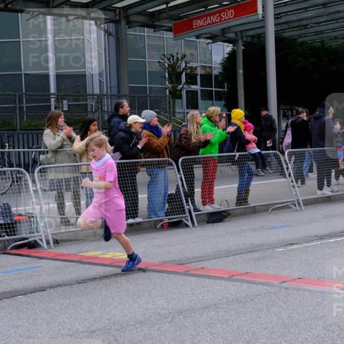 25.04.2026 - Das Zehntel Tim E. http://msf.ph/oto/9571434 25.04.2026 09:06:59 Ziel 2191, 2206, 2558, 2567, 2573, 3008, 3684 meine-sportfotos.de