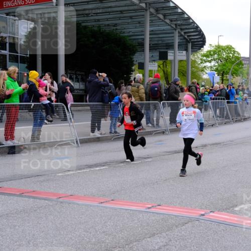 25.04.2026 - Das Zehntel Tim E. http://msf.ph/oto/9571440 25.04.2026 09:07:00 Ziel 2191, 2206, 2558, 2567, 2573, 3008, 3684 meine-sportfotos.de