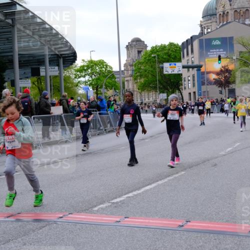 25.04.2026 - Das Zehntel Tim E. http://msf.ph/oto/9571449 25.04.2026 09:07:04 Ziel 1862, 2191, 2206, 2558, 2567, 2573, 3006, 3033, 3684 meine-sportfotos.de