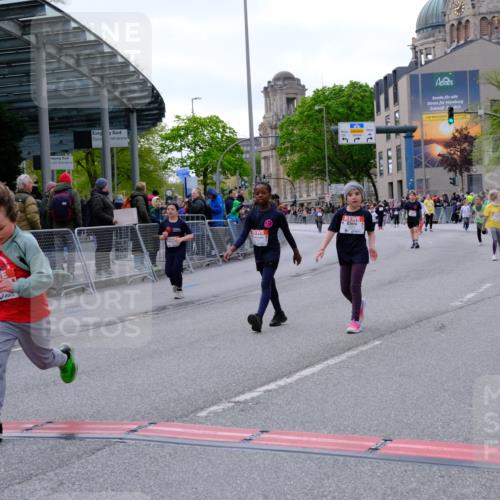 25.04.2026 - Das Zehntel Tim E. http://msf.ph/oto/9571450 25.04.2026 09:07:04 Ziel 1862, 2191, 2206, 2558, 2567, 2573, 3006, 3033, 3684 meine-sportfotos.de