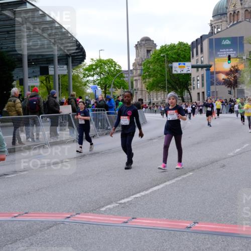 25.04.2026 - Das Zehntel Tim E. http://msf.ph/oto/9571452 25.04.2026 09:07:04 Ziel 1862, 2191, 2206, 2558, 2567, 2573, 3006, 3033, 3684 meine-sportfotos.de