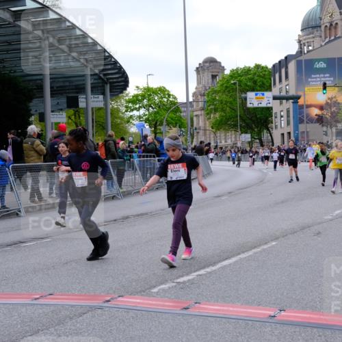 25.04.2026 - Das Zehntel Tim E. http://msf.ph/oto/9571454 25.04.2026 09:07:05 Ziel 1862, 2191, 2206, 2558, 2567, 2573, 3006, 3033, 3684 meine-sportfotos.de