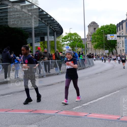 25.04.2026 - Das Zehntel Tim E. http://msf.ph/oto/9571458 25.04.2026 09:07:06 Ziel 1862, 1984, 2191, 2206, 2558, 2567, 2573, 3006, 3033, 3287, 3684 meine-sportfotos.de