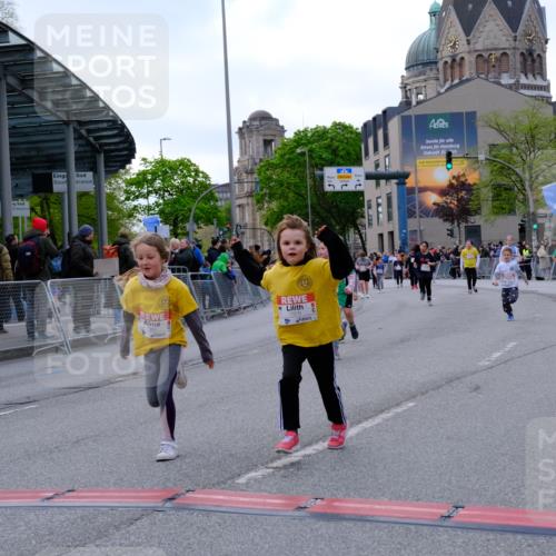 25.04.2026 - Das Zehntel Tim E. http://msf.ph/oto/9571468 25.04.2026 09:07:11 Ziel 1489, 1862, 1978, 1984, 2191, 2415, 3006, 3033, 3287 meine-sportfotos.de