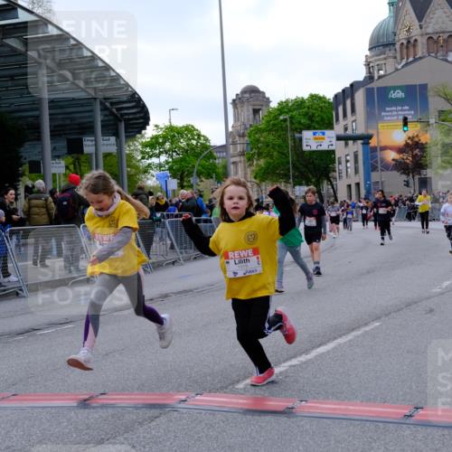 25.04.2026 - Das Zehntel Tim E. http://msf.ph/oto/9571470 25.04.2026 09:07:12 Ziel 1489, 1862, 1978, 1984, 2415, 3006, 3033, 3287 meine-sportfotos.de