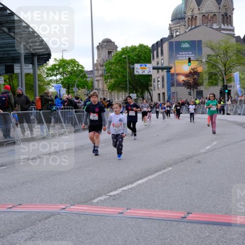 25.04.2026 - Das Zehntel Tim E. http://msf.ph/oto/9571478 25.04.2026 09:07:14 Ziel 1489, 1855, 1862, 1978, 1984, 2390, 2415, 3009, 3287 meine-sportfotos.de
