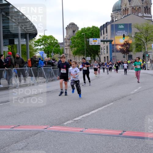 25.04.2026 - Das Zehntel Tim E. http://msf.ph/oto/9571479 25.04.2026 09:07:14 Ziel 1489, 1855, 1862, 1978, 1984, 2390, 2415, 3009, 3287 meine-sportfotos.de