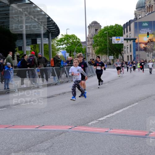25.04.2026 - Das Zehntel Tim E. http://msf.ph/oto/9571483 25.04.2026 09:07:15 Ziel 1489, 1855, 1862, 1978, 1984, 2390, 2415, 3009, 3287 meine-sportfotos.de