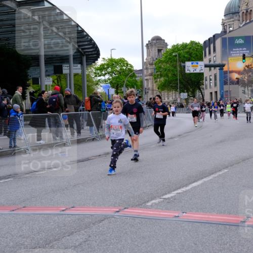 25.04.2026 - Das Zehntel Tim E. http://msf.ph/oto/9571484 25.04.2026 09:07:15 Ziel 1489, 1855, 1862, 1978, 1984, 2390, 2415, 3009, 3287 meine-sportfotos.de