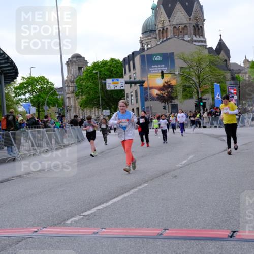 25.04.2026 - Das Zehntel Tim E. http://msf.ph/oto/9571500 25.04.2026 09:07:19 Ziel 1154, 1489, 1592, 1855, 1978, 2110, 2390, 2415, 2577, 2779, 3009 meine-sportfotos.de