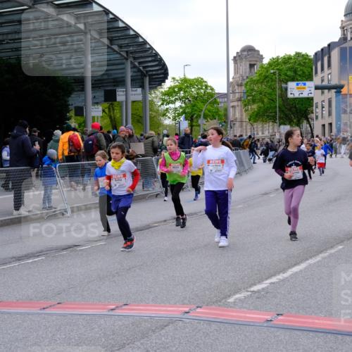 25.04.2026 - Das Zehntel Tim E. http://msf.ph/oto/9571532 25.04.2026 09:07:29 Ziel 1059, 1060, 1061, 1065, 1072, 1094, 1154, 1426, 1592, 2110, 2125, 2689, 2699, 2779, 3437, 3460, 3462 meine-sportfotos.de