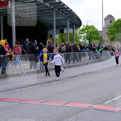 25.04.2026 - Das Zehntel Tim E. http://msf.ph/oto/9571558 25.04.2026 09:07:39 Ziel 1816, 1921, 2689, 2692, 2697, 2699, 2837, 3497 meine-sportfotos.de