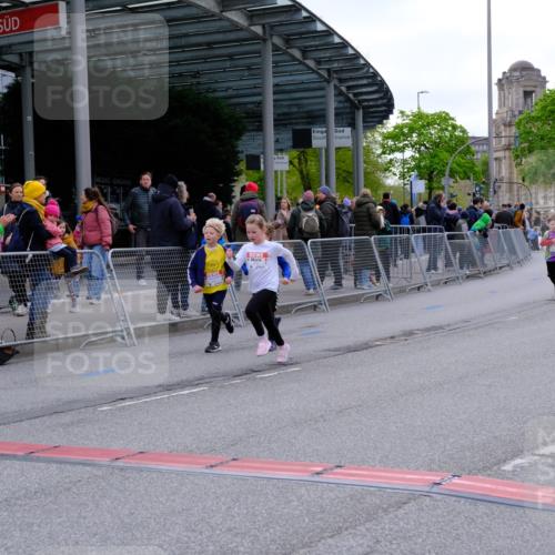 25.04.2026 - Das Zehntel Tim E. http://msf.ph/oto/9571559 25.04.2026 09:07:39 Ziel 1816, 1921, 2689, 2692, 2697, 2699, 2837, 3497 meine-sportfotos.de