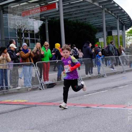 25.04.2026 - Das Zehntel Tim E. http://msf.ph/oto/9571567 25.04.2026 09:07:43 Ziel 1816, 1921, 2692, 2697, 2837, 3497 meine-sportfotos.de