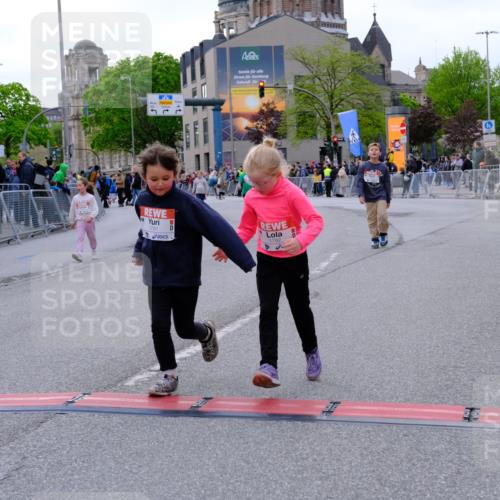 25.04.2026 - Das Zehntel Tim E. http://msf.ph/oto/9571583 25.04.2026 09:08:07 Ziel 1371, 1781, 1782, 2189 meine-sportfotos.de