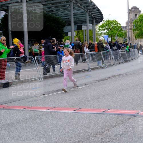 25.04.2026 - Das Zehntel Tim E. http://msf.ph/oto/9571590 25.04.2026 09:08:11 Ziel 1371, 1781, 1782, 2189 meine-sportfotos.de