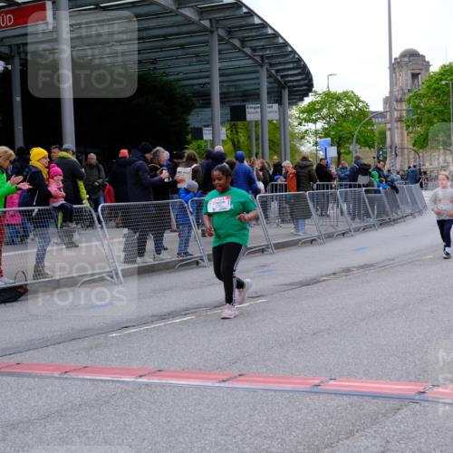 25.04.2026 - Das Zehntel Tim E. http://msf.ph/oto/9571594 25.04.2026 09:08:18 Ziel 1371, 2189, 2199, 2367 meine-sportfotos.de