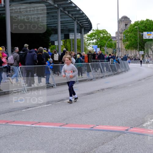 25.04.2026 - Das Zehntel Tim E. http://msf.ph/oto/9571602 25.04.2026 09:08:20 Ziel 2199, 2367 meine-sportfotos.de