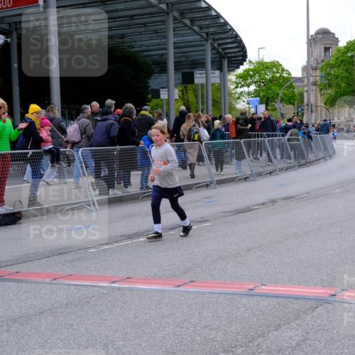 25.04.2026 - Das Zehntel Tim E. http://msf.ph/oto/9571605 25.04.2026 09:08:21 Ziel 2199, 2367 meine-sportfotos.de